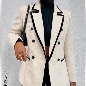 Contrast Binding Double Breasted Blazer in Cream